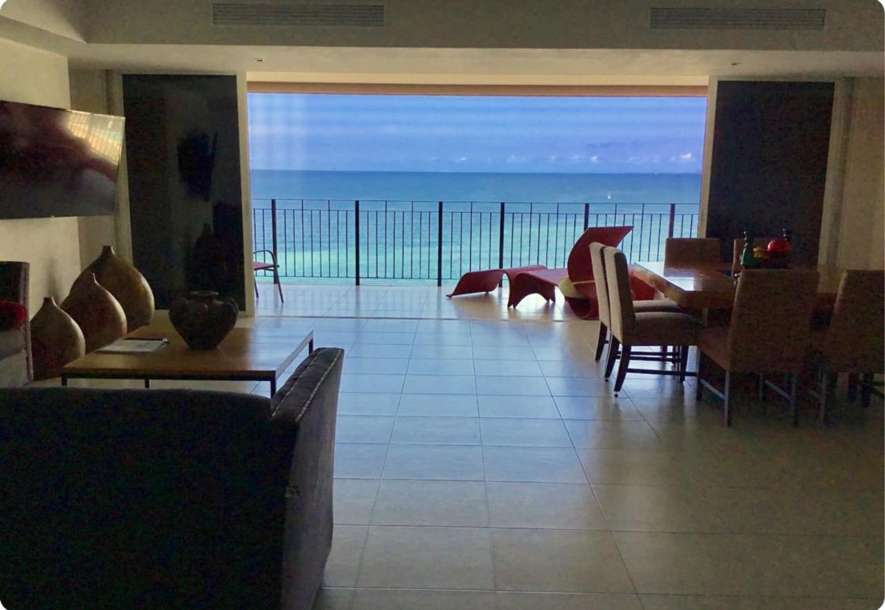 Apartamentos Grand Venetian Пуерто Валярта Екстериор снимка