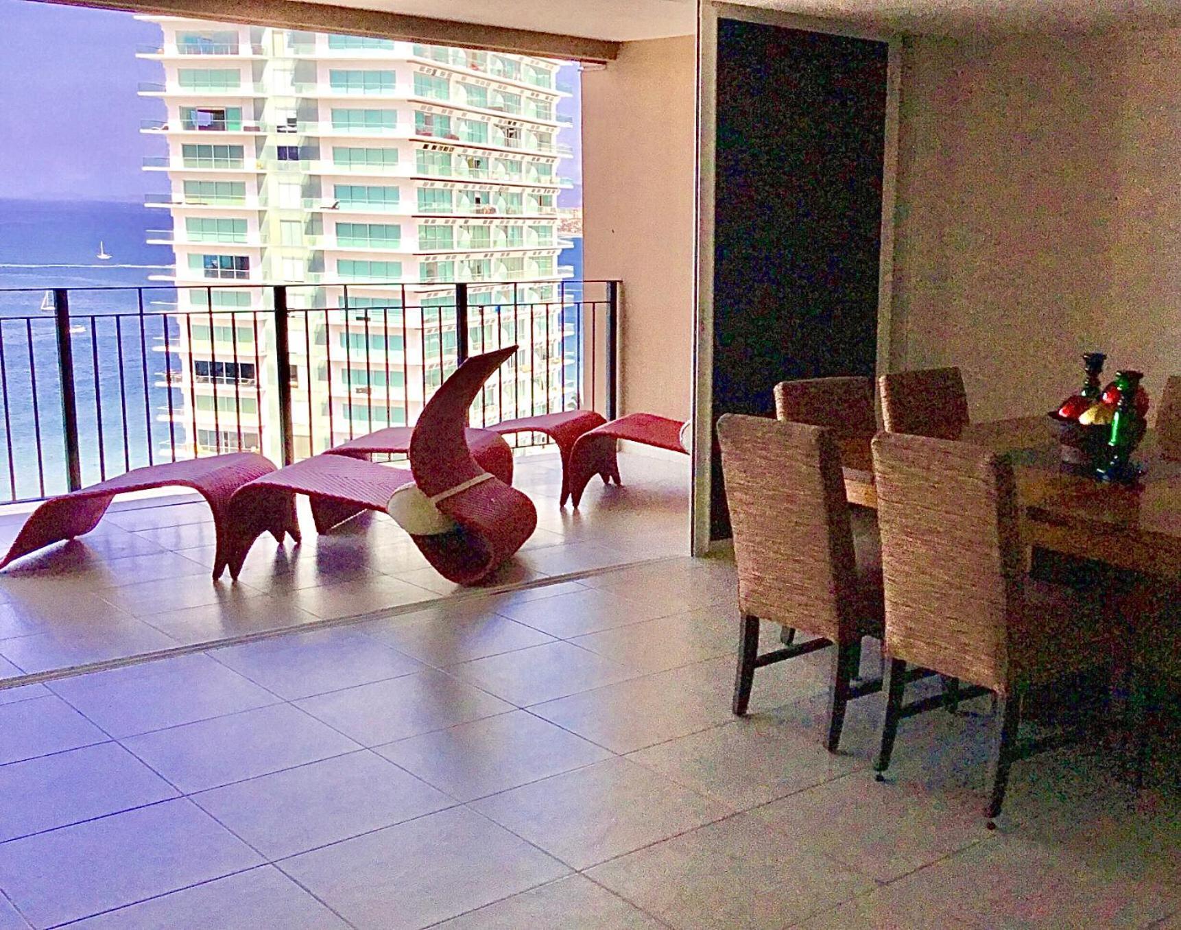 Apartamentos Grand Venetian Пуерто Валярта Стая снимка